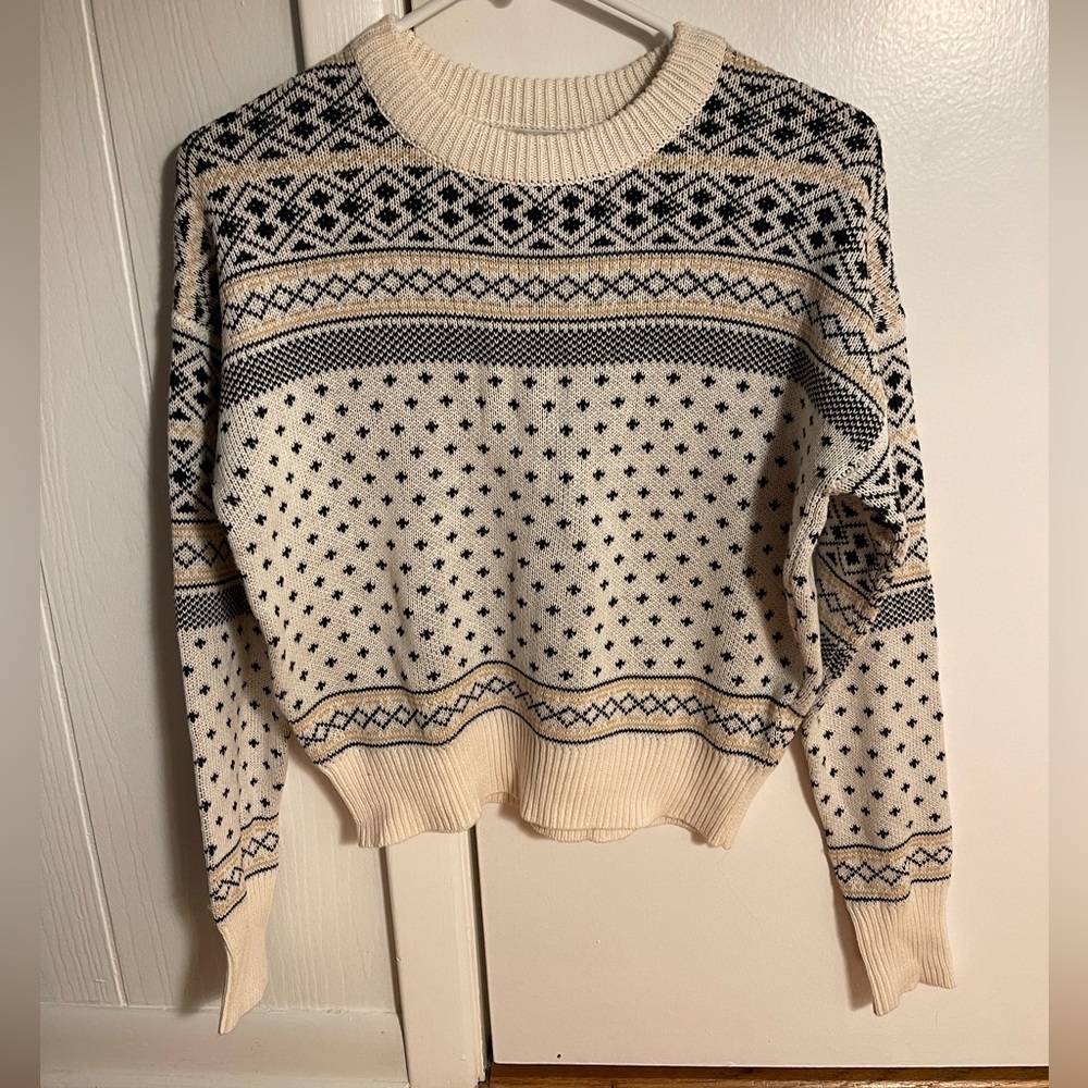 NEVER WORN Urban Outfitters Sweater